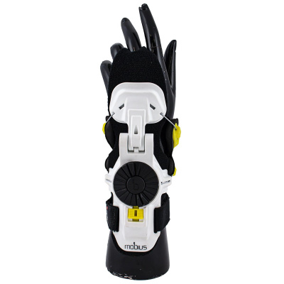 Защита запястья MOBIUS X8